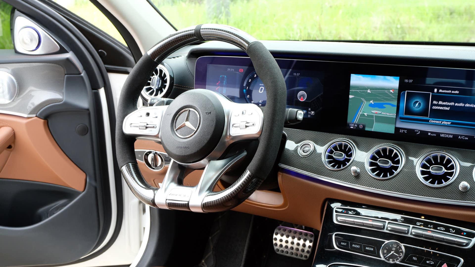 Nâng cấp (độ) màn hình E300 cho Mercedes Benz E200 và E250
