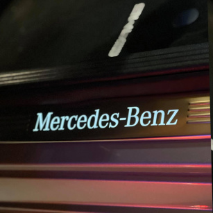 Nâng cấp bệ bước Mercedes Benz có led hiển thị